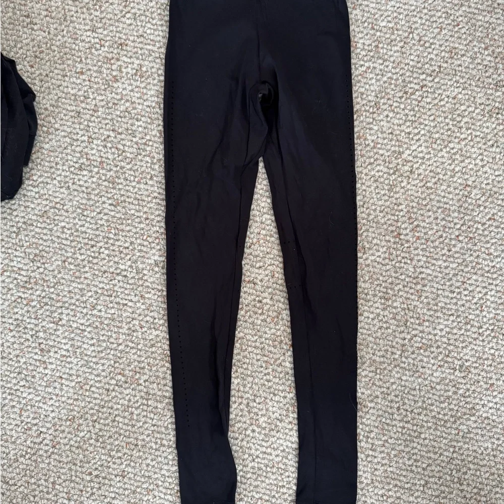 Gymshark Black Leggings - Picture 1 of 4